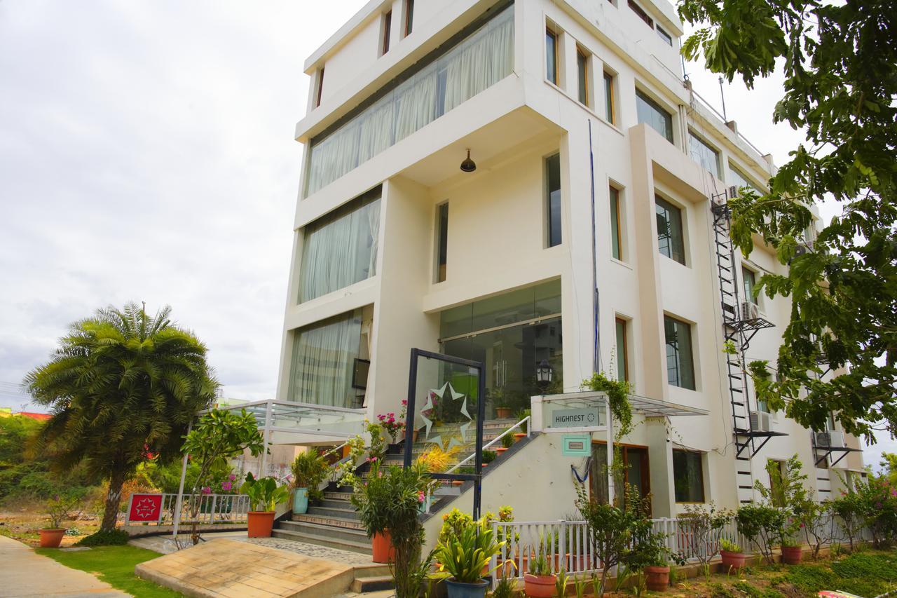 Hotel Highnest Singapperumalkovil Экстерьер фото
